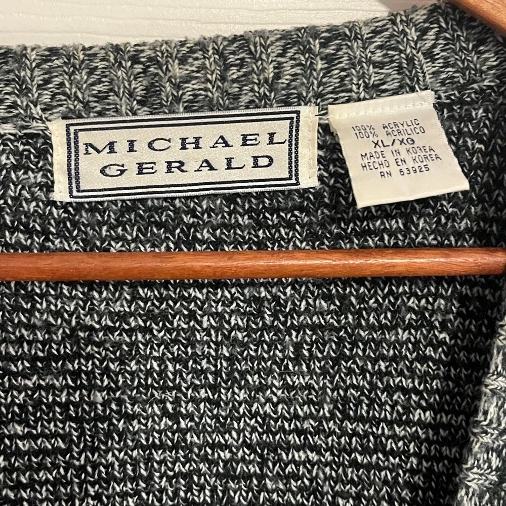 Vintage Michael Gerald Black/White Static w/ Geometric Prints Knit Cardigan XL